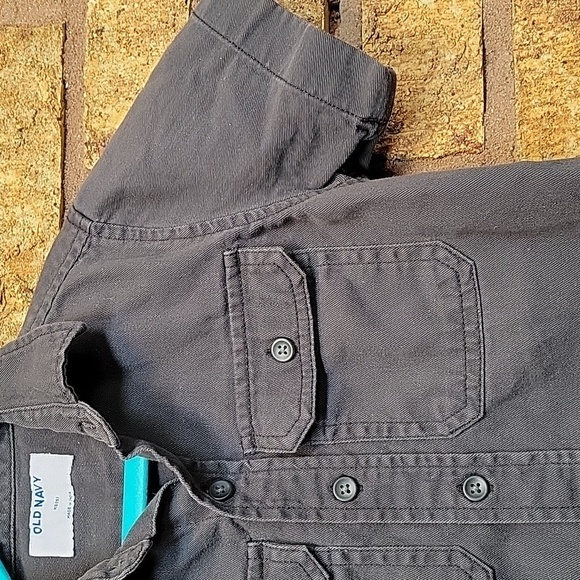 Old Navy Kids Charcoal Button Down Shirt Size 5 - Picture 5 of 7
